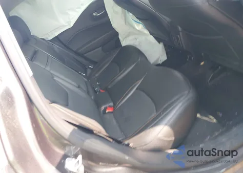 2019 Jeep Compass Limited 4X4 from USA, damaged, VIN 3C4NJDCB0KT817868